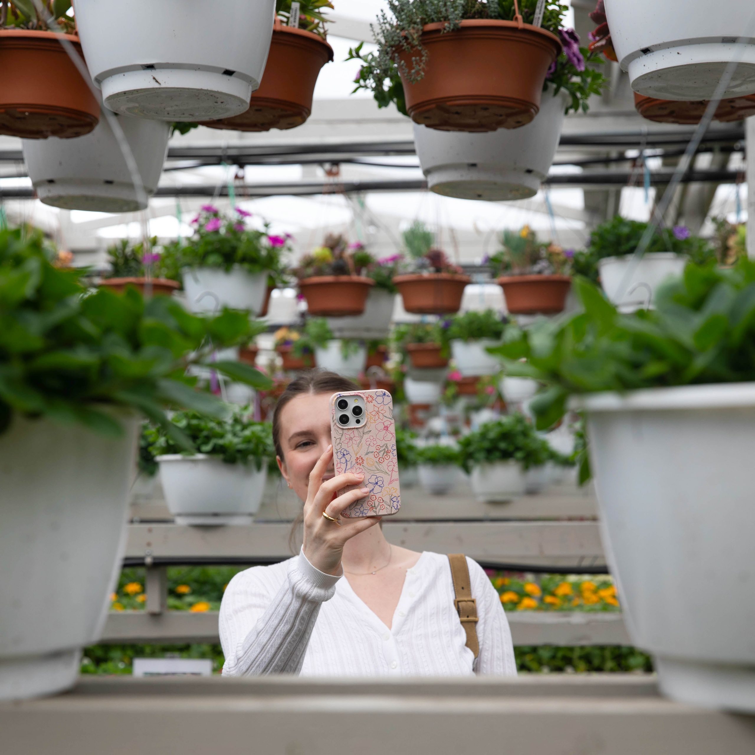 Flowers_PetalsSketch_PDP_01_33f8d0cd-236e-4b12-8cde-03008f28b55d