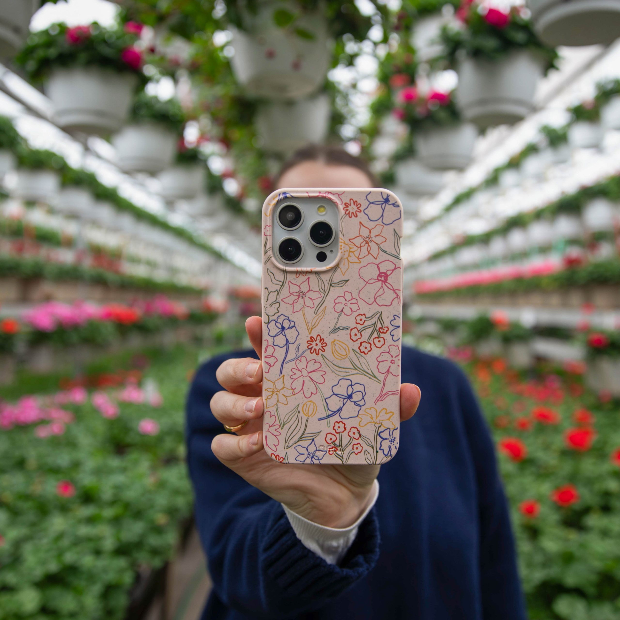 Flowers_PetalsSketch_PDP_03_96c3cbcb-03ff-48e4-9f74-5506386b9316