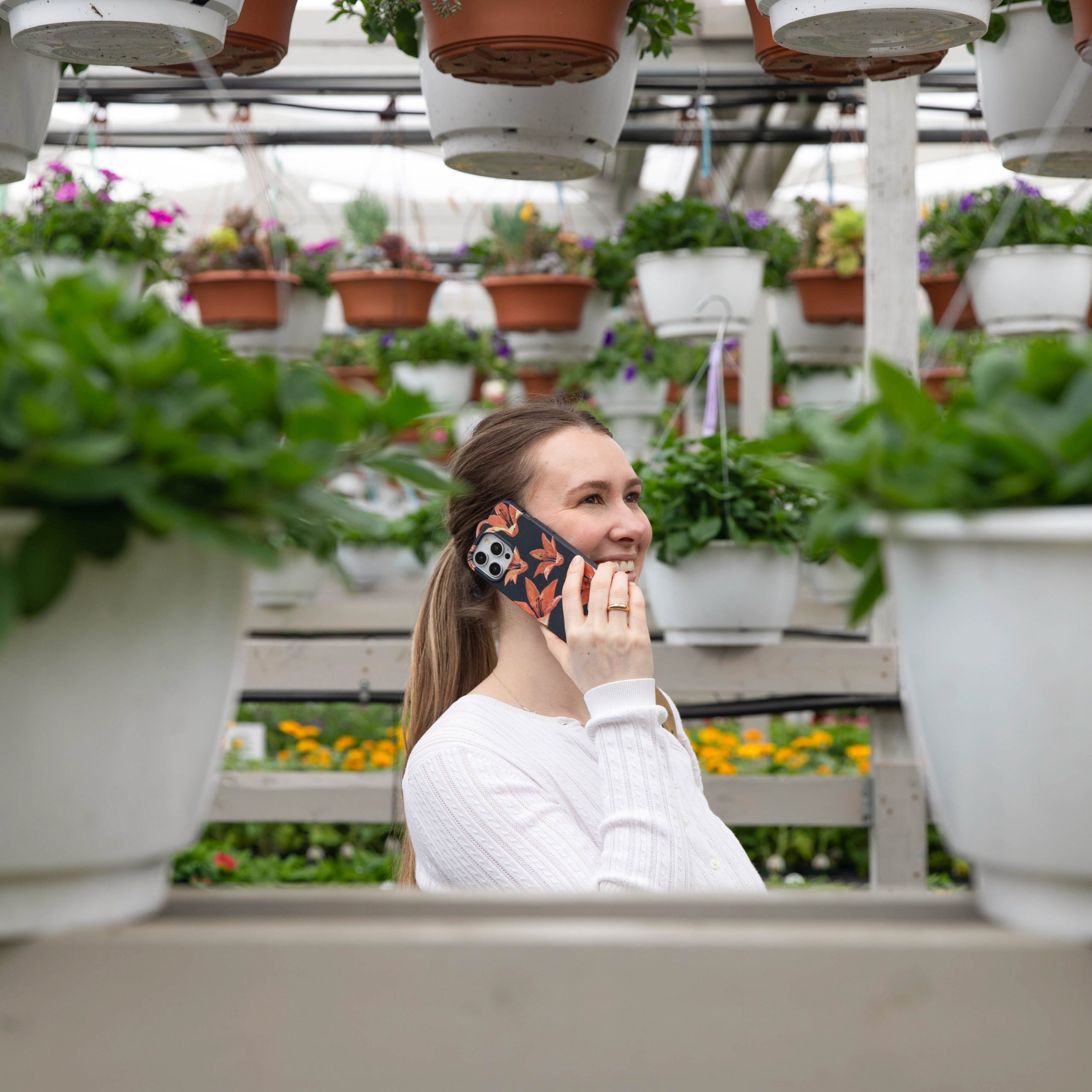 Flowers_TigerLily_PDP_03_a6aa549d-4834-4acd-895d-e7abbbe19a0e