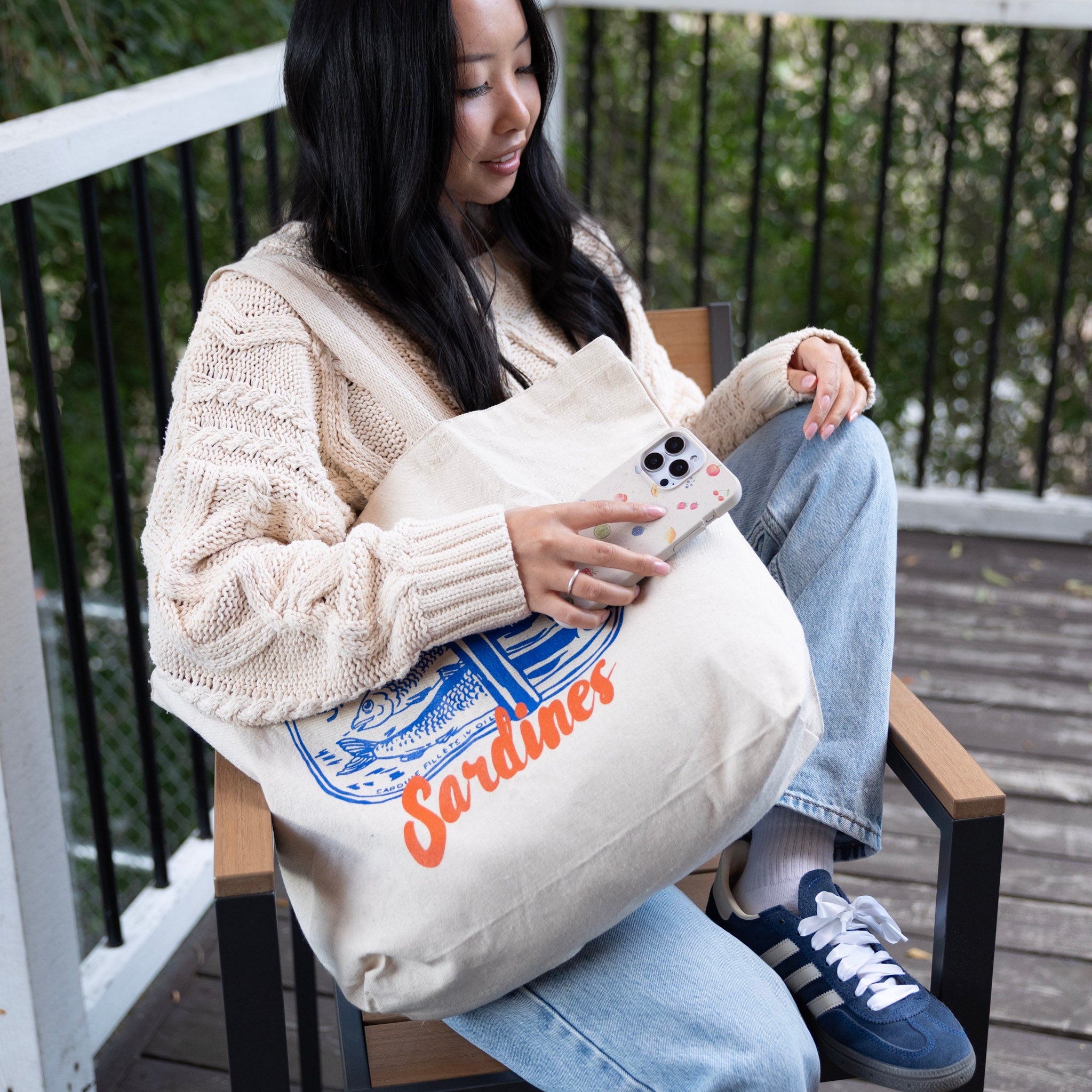 Sardines_Everyday_Tote_PDP2