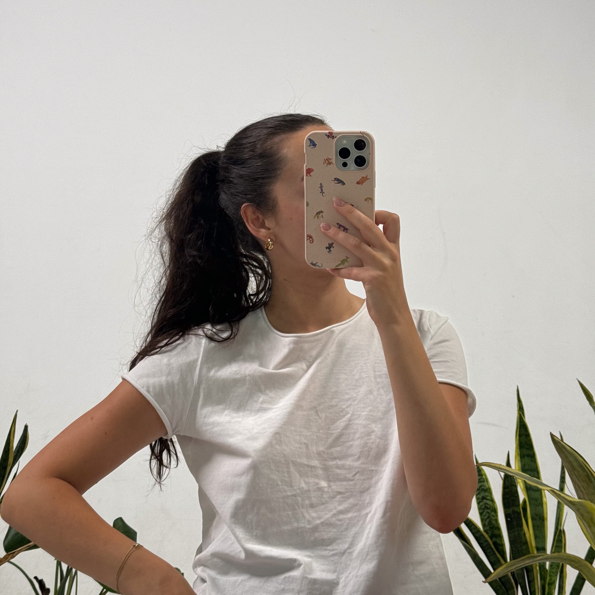 TINYAMPHIBIANS_SEASHELL-2_58a171c4-5fe7-4443-8b44-225d444dba37